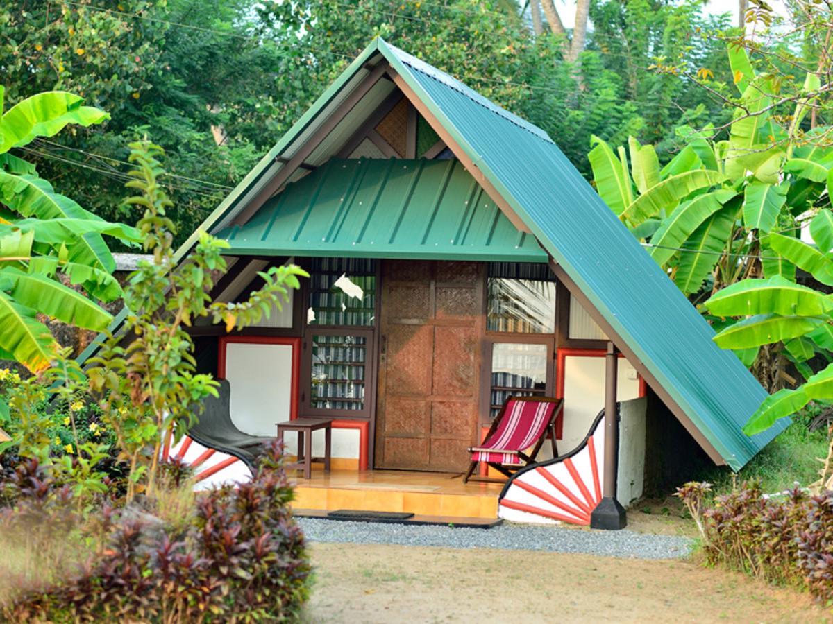Kadaloram Beach Resort Kochi ภายนอก รูปภาพ